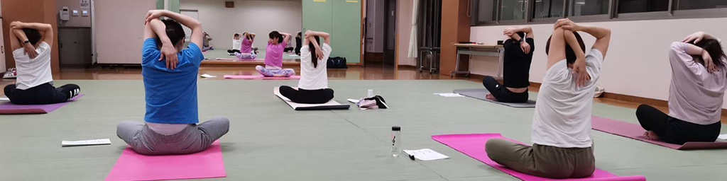 春日_ブレスラウンジヨガ